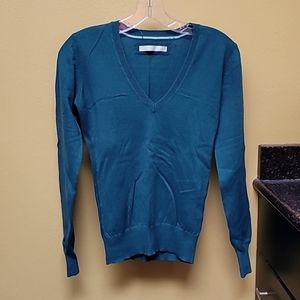 Old Navy sweater